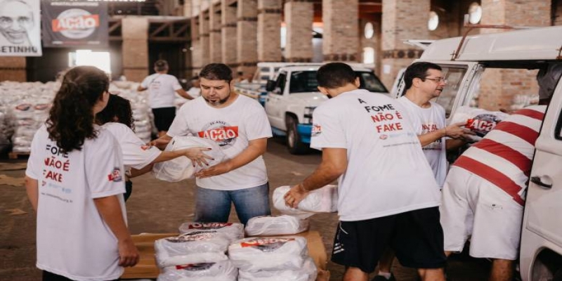 Jovens criadores de startup brasiliense recebem prêmio da Fundação Gates