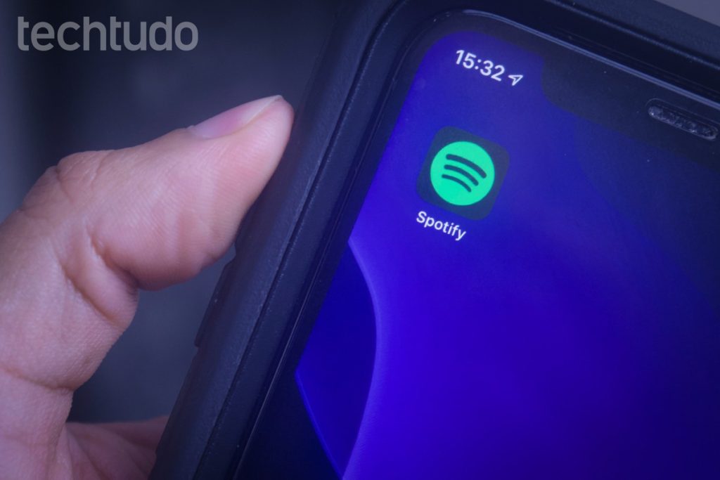 Como baixar música do Spotify no celular