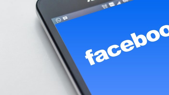 Facebook quer começar testes com a criptomoeda diem ainda em 2021 (Imagem: Gerd Altmann/Pixabay)