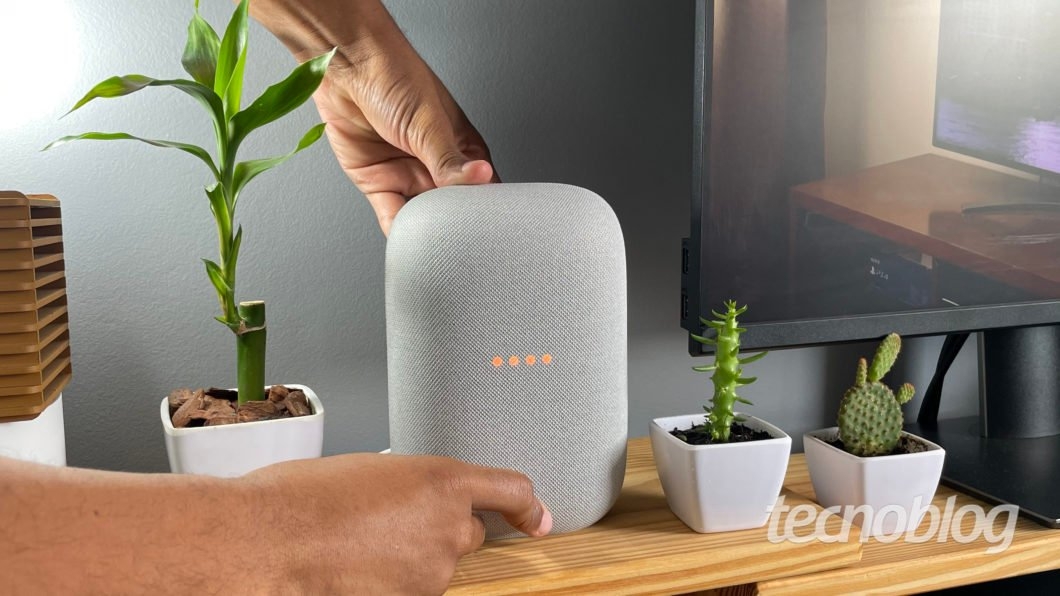 Google Nest Audio (Imagem: Darlan Helder/Tecnoblog)