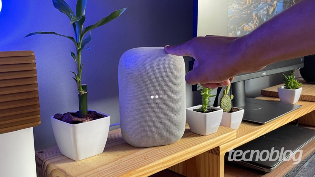 Google Nest Audio (Imagem: Darlan Helder/Tecnoblog)