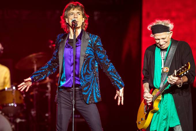 Mick Jagger compõe música sobre sua vida hiperativa na quarentena