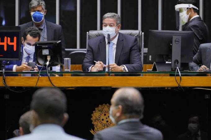 O clima entre Paulo Guedes e Arthur Lira já foi melhor