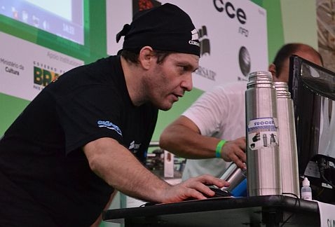 Ronaldo Buassali, melhor overclocker do Brasil