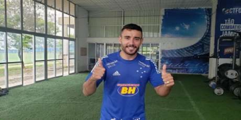 Ruschel ainda está em busca do seu melhor futebol o Cruzeiro (Divulgação/Cruzeiro)