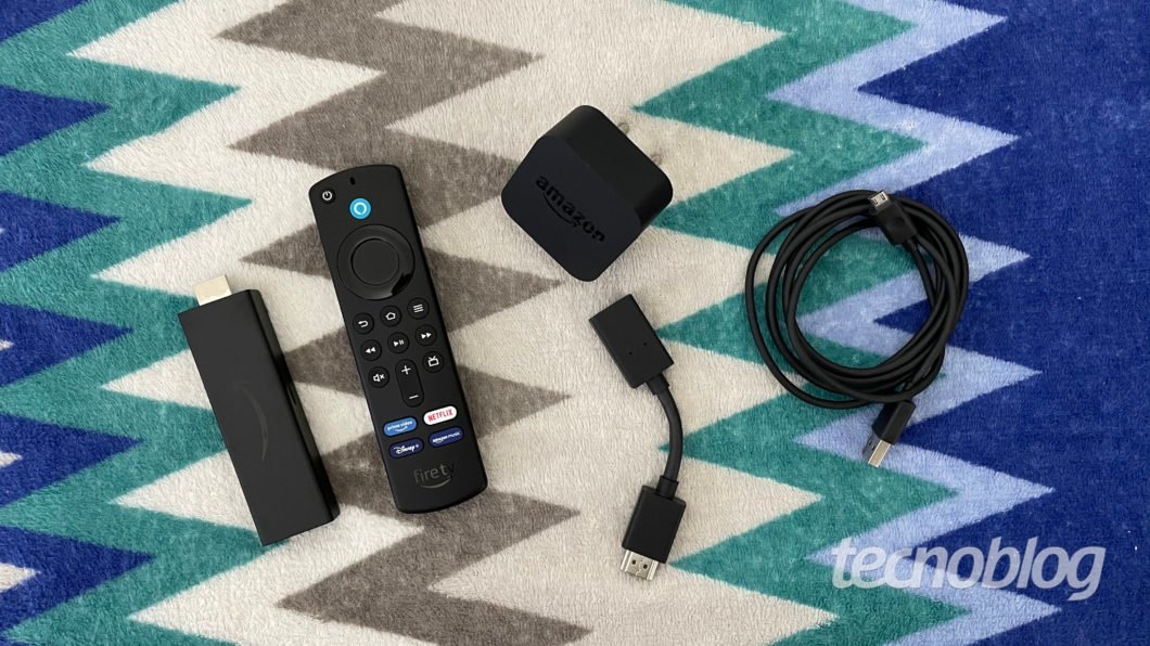 Amazon Fire TV Stick 4K (Imagem: Darlan Helder/Tecnoblog)