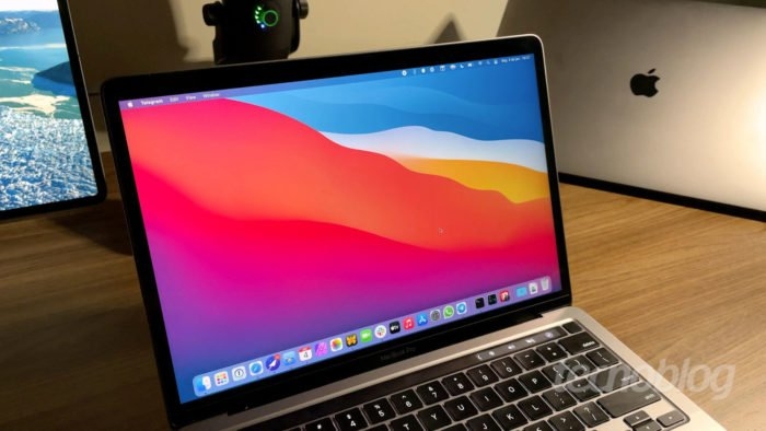 MacBook Pro (2020) com Apple M1 (Imagem: Paulo Higa/Tecnoblog)