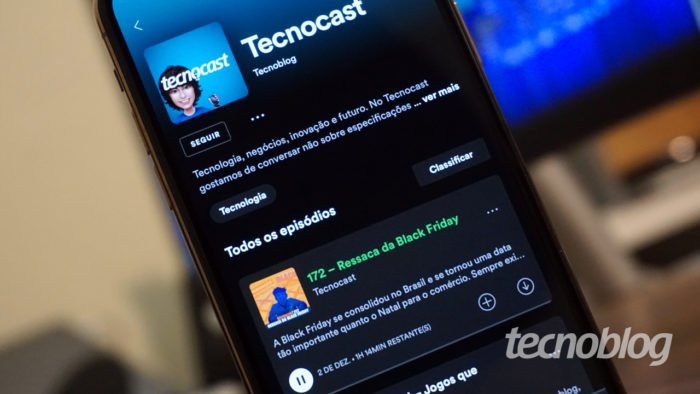 Spotify tocando podcasts (Imagem: André Fogaça/Tecnoblog)