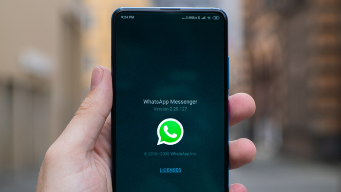 WhatsApp (Imagem: Mika Baumeister/Unsplash)