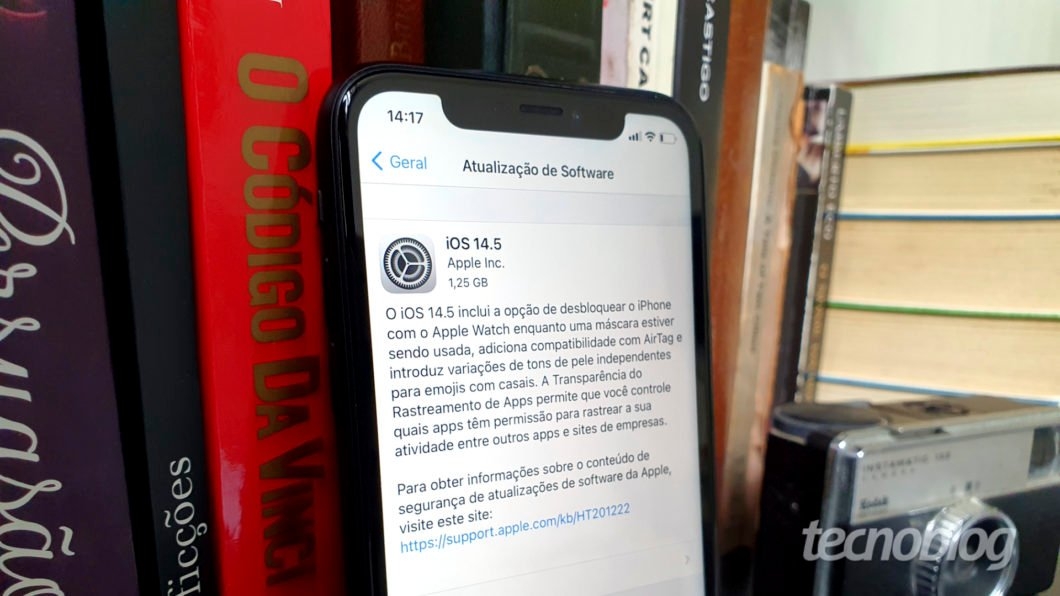 Atualização do iOS 14.5 para iPhone (Imagem: Bruno Gall De Blasi/Tecnoblog)