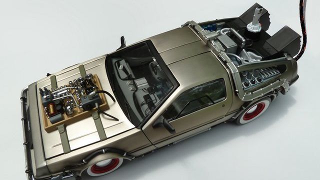 Desejo do dia: HD em formato de DeLorean   Canaltech