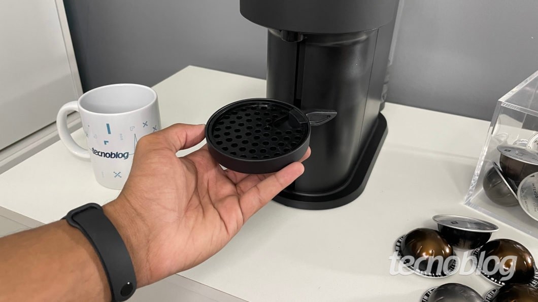 Nespresso Vertuo Next (Imagem: Darlan Helder/Tecnoblog)