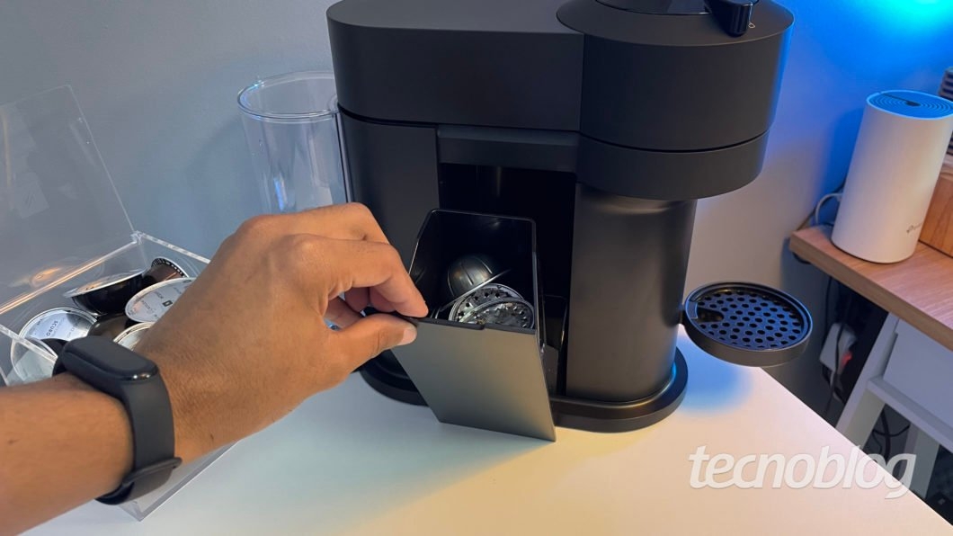 Nespresso Vertuo Next (Imagem: Darlan Helder/Tecnoblog)