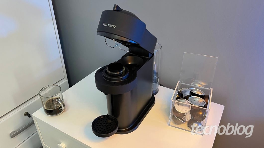 Nespresso Vertuo Next (Imagem: Darlan Helder/Tecnoblog)