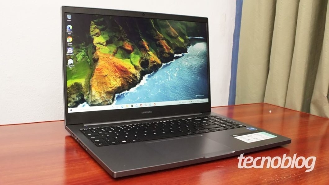 Notebook Samsung Book (imagem: Emerson Alecrim/Tecnoblog)