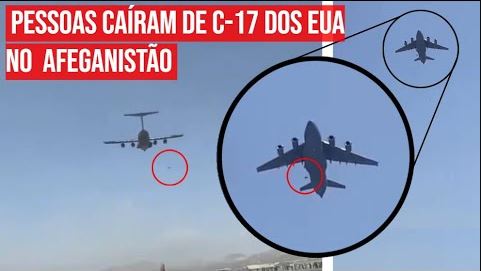 pessoas caindo do avião